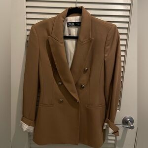 Zara Women's Camel Blazer with Gold Buttons (worn once for a headshot)